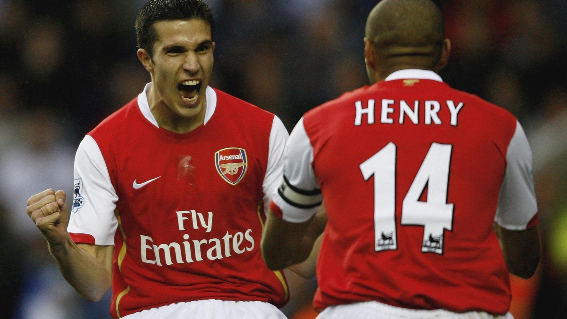 东决关键战之夜，霍勒迪用沉默的教科书，重新定义关键先生